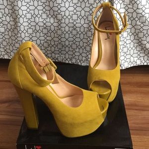 Like New Mustard/Yellow Suede Platform Heels
